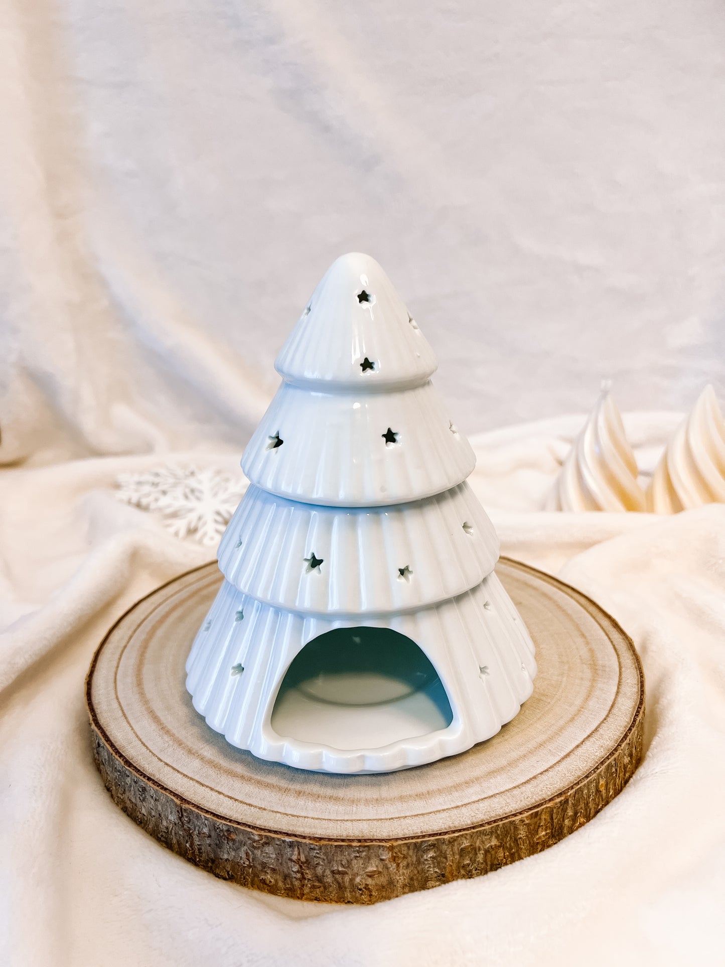 White Christmas Tree | Wax melt burner