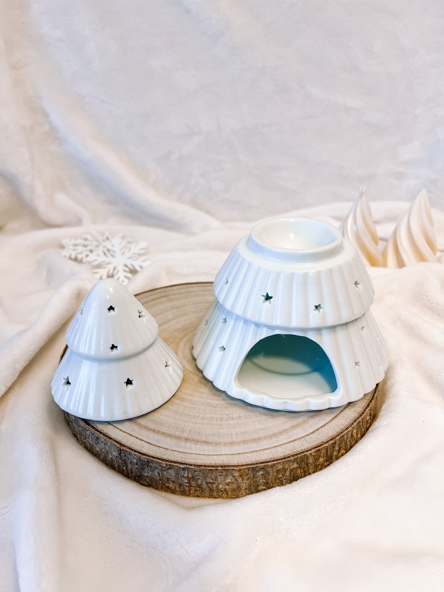 White Christmas Tree | Wax melt burner